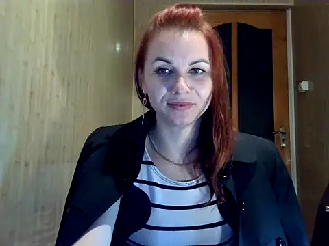 Snapshot of Kisa26311 chatting on November 17, 8:47 pm Kisa26311 online show from November 17, 8:47 pm