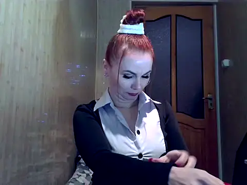 Snapshot of Kisa26311 chatting on December 18, 9:37 am Kisa26311 online show from December 18, 9:37 am