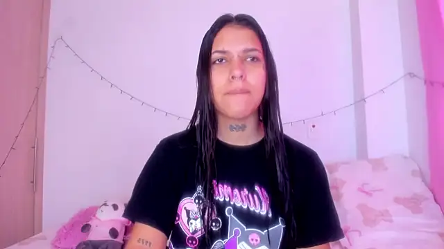 Snapshot of Abby_roussee chatting on November 1, 1:35 pm Abby roussee online show from November 1, 1:35 pm