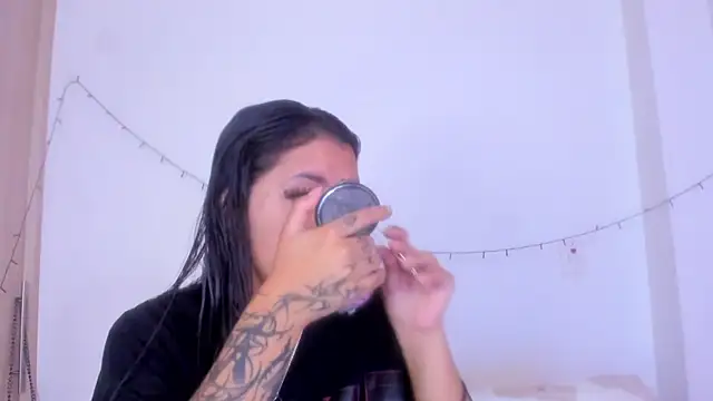 Abby roussee online show from December 3, 11:08 am