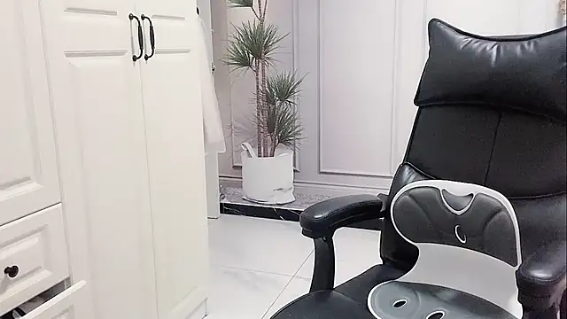 Ianxuan online show from October 2, 7:59 am