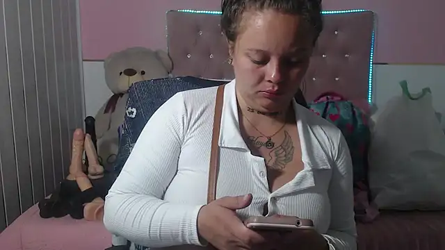 patty squirt  online show from January 29, 2:30 am