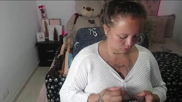 patty squirt  online show from October 1, 2:39 am