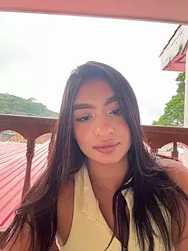 Snapshot of jenn_fit chatting on February 22, 6:28 pm jenn fit online show from February 22, 6:28 pm