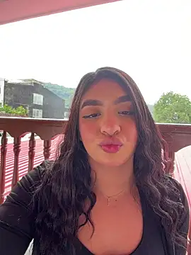 Snapshot of jenn_fit chatting on March 8, 7:06 pm jenn fit online show from March 8, 7:06 pm