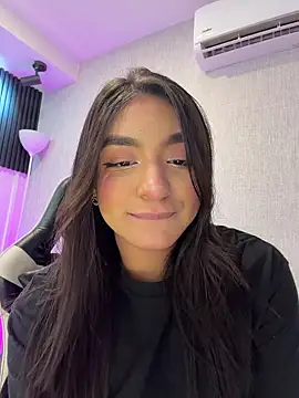 Snapshot of jenn_fit chatting on March 31, 5:30 am jenn fit online show from March 31, 5:30 am