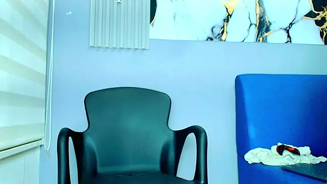 MARCUS SMITHH1 online show from October 16, 7:48 pm