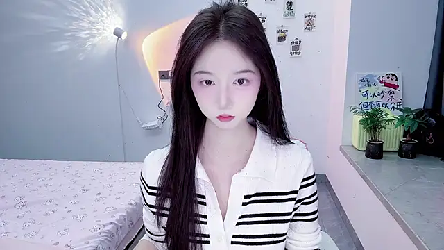 Snapshot of suger-TT chatting on October 10, 1:21 pm suger-TT online show from October 10, 1:21 pm