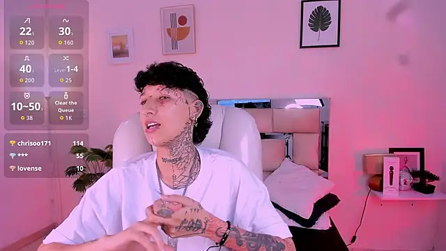 Snapshot of Luci_Rose chatting on November 7, 3:12 pm Luci Rose online show from November 7, 3:12 pm