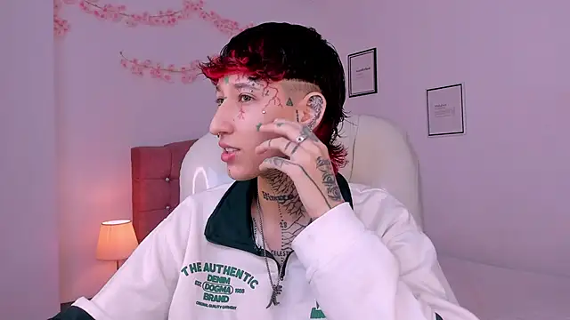 Luci Rose online show from March 30, 8:21 pm