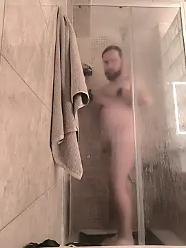 Snapshot of Ole_Plus chatting on March 21, 9:14 am Ole Plus online show from March 21, 9:14 am