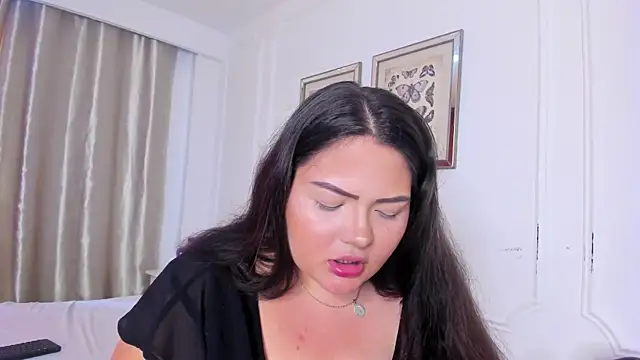 Tessa Sinclaire online show from September 26, 8:24 pm