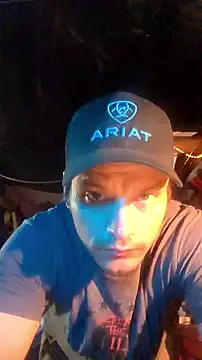 Snapshot of twistafatpipe chatting on September 27, 9:31 pm twistafatpipe online show from September 27, 9:31 pm