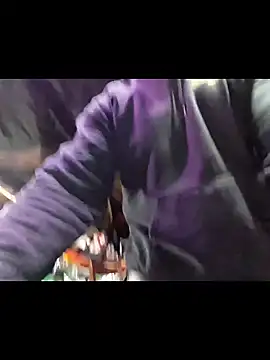 Snapshot of twistafatpipe chatting on October 22, 9:25 pm twistafatpipe online show from October 22, 9:25 pm