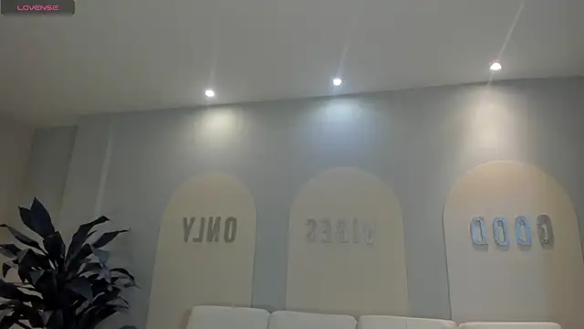 NataliaGaret online show from April 3, 10:46 am