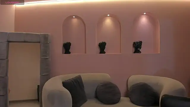 AyshelBrown online show from February 19, 4:41 am