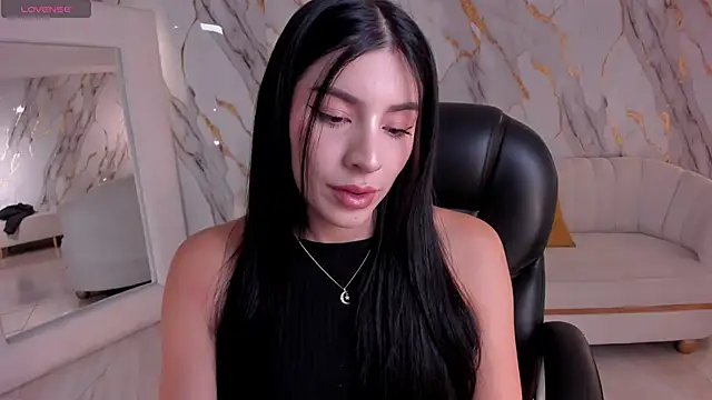 MaddisonTaylor1 online show from May 14, 7:31 pm