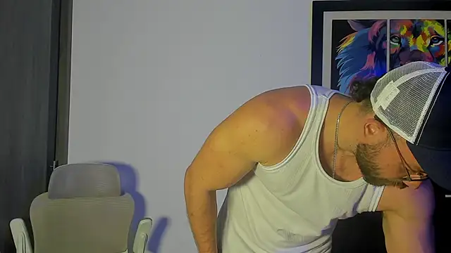 JoshuaLyon online show from October 31, 5:03 pm