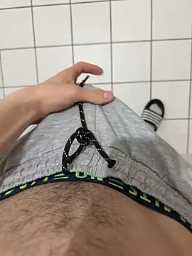 Dicksxd online show from April 17, 3:15 pm