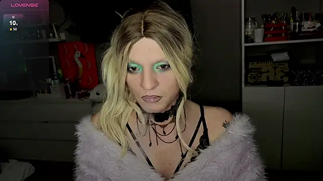 Kkkylie online show from February 23, 10:07 pm