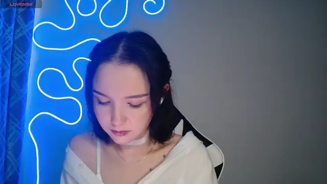 DemiWildcat online show from September 27, 10:20 am