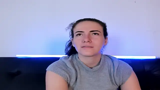 katalella brown1 online show from September 25, 12:09 pm