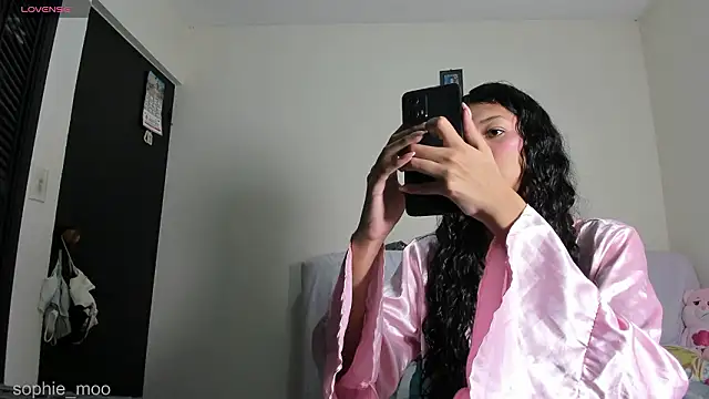 Sophie moo online show from February 5, 12:10 pm