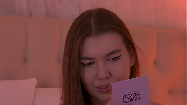 AshleyEvance online show from May 17, 6:44 am