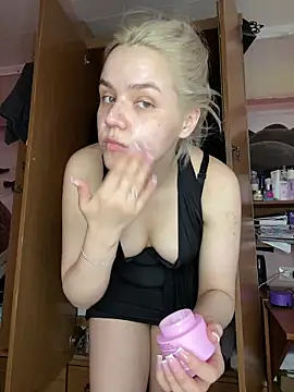 April Purr online show from May 8, 7:46 am