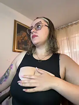 CurvyLust x online show from July 22, 1:03 pm
