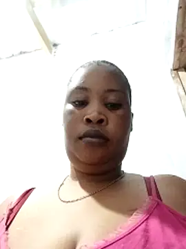 OCEANSQUITERXXX online show from May 2, 2:27 am