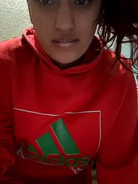 naomirouse  online show from November 9, 8:40 pm