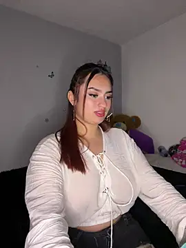 naomirouse  online show from July 5, 5:03 am