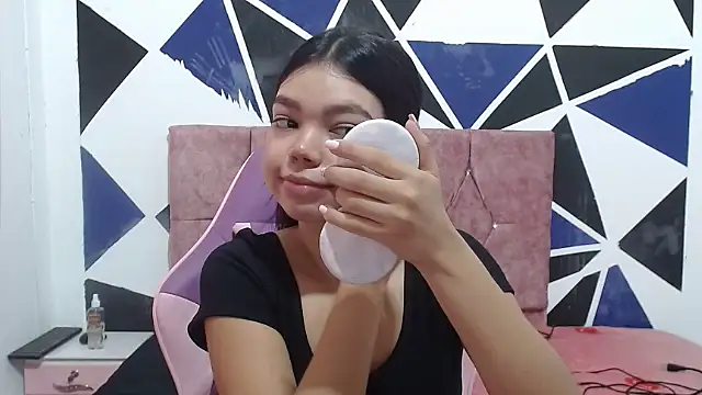 shy luna18 online show from October 7, 12:35 pm