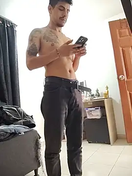 Juann-cock online show from May 19, 6:25 pm
