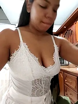 Snapshot of CloeeHills_ chatting on September 14, 8:57 am CloeeHills  online show from September 14, 8:57 am