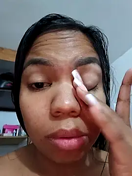 Snapshot of CloeeHills_ chatting on September 19, 12:28 pm CloeeHills  online show from September 19, 12:28 pm