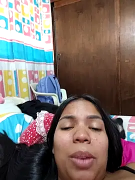 Snapshot of CloeeHills_ chatting on October 1, 4:35 pm CloeeHills  online show from October 1, 4:35 pm