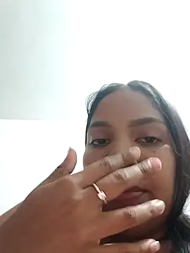 Snapshot of CloeeHills_ chatting on October 7, 12:52 am CloeeHills  online show from October 7, 12:52 am