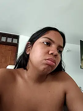 Snapshot of CloeeHills_ chatting on October 7, 12:57 pm CloeeHills  online show from October 7, 12:57 pm