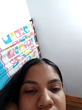 Snapshot of CloeeHills_ chatting on October 9, 3:37 am CloeeHills  online show from October 9, 3:37 am