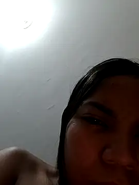 Snapshot of CloeeHills_ chatting on October 9, 3:43 pm CloeeHills  online show from October 9, 3:43 pm