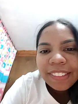 Snapshot of CloeeHills_ chatting on October 17, 6:21 pm CloeeHills  online show from October 17, 6:21 pm