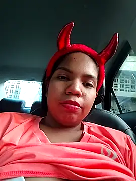 Snapshot of CloeeHills_ chatting on October 29, 10:11 pm CloeeHills  online show from October 29, 10:11 pm