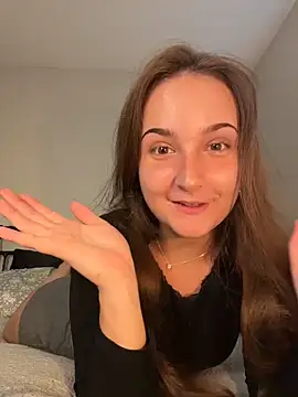 MadilynX777 online show from October 14, 10:54 pm