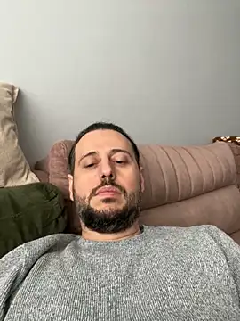 Snapshot of paleron34 chatting on February 11, 9:36 am paleron34 online show from February 11, 9:36 am