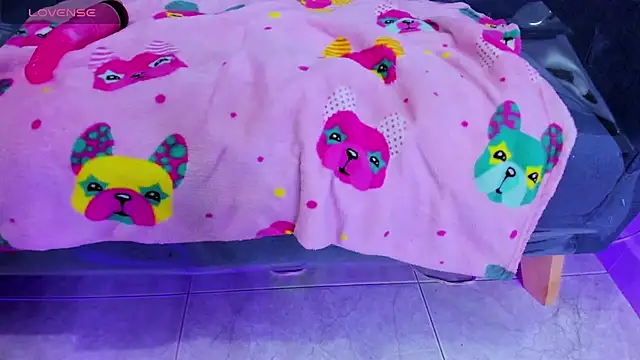 ShaunaDream online show from October 10, 3:11 pm