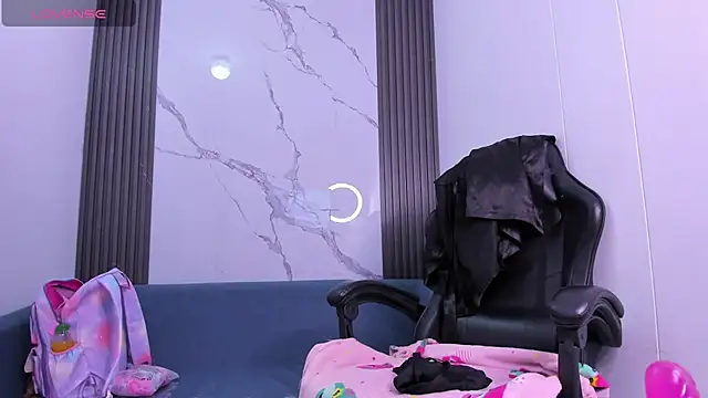 ShaunaDream online show from October 11, 4:01 am