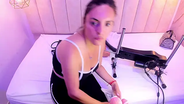 KathiHill online show from October 6, 8:06 pm