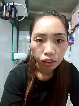 Snapshot of sulove_xx chatting on October 9, 11:03 pm sulove xx online show from October 9, 11:03 pm